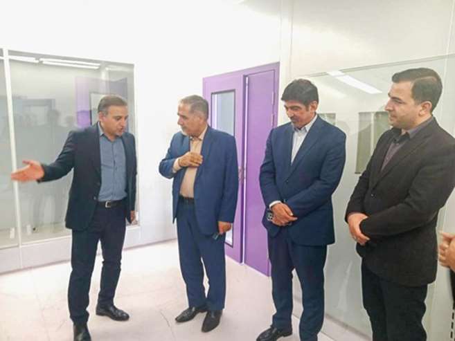رییس دانشگاه علوم پزشکی شهیدبهشتی در بازدید از روند تکمیل پروژه انستیتو طب بازساختی، گفت: این انستیتو عرصه جدیدی از فعالیت‌های توسعه فناوری در علم و سلامت ایجاد کرده و توسعه آن مهم است.